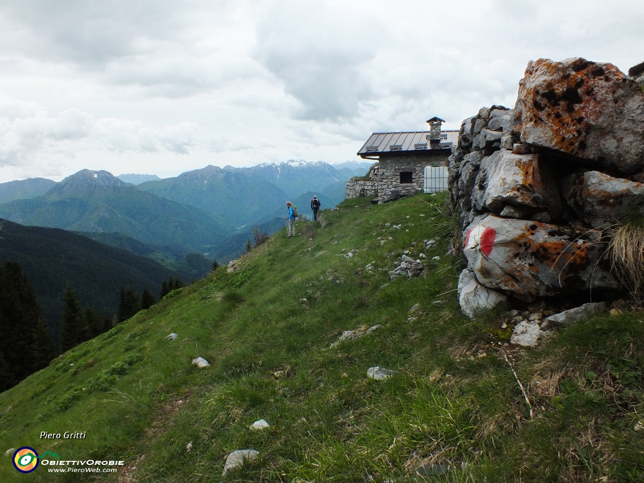 83 Baita di Monte Secco (1837 m.).JPG